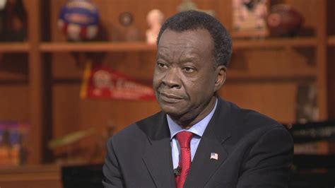 Willie wilson - Humanitarian Dr. Willie Wilson plans to donate $333,000 to aid various causes on Saturday, December 2nd. At Pete’s Fresh Market, 4343 S. Pulaski, starting at 10 a.m., Dr. Wilson will give ...